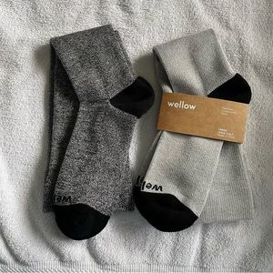 2 Pair: Wellow Wide Calf Compression Sock Large